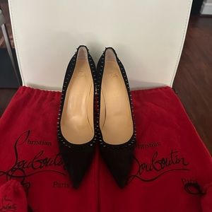 CHRISTIAN LOUBOUTIN Black Anjalina Suede Pumps 100
